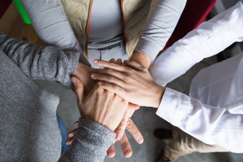 freepicdownloader.com team showing unity medium